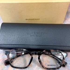 Women’s Burberry eyeglasses
